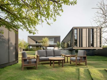 South Bay 4 Piece Deep Seating Group